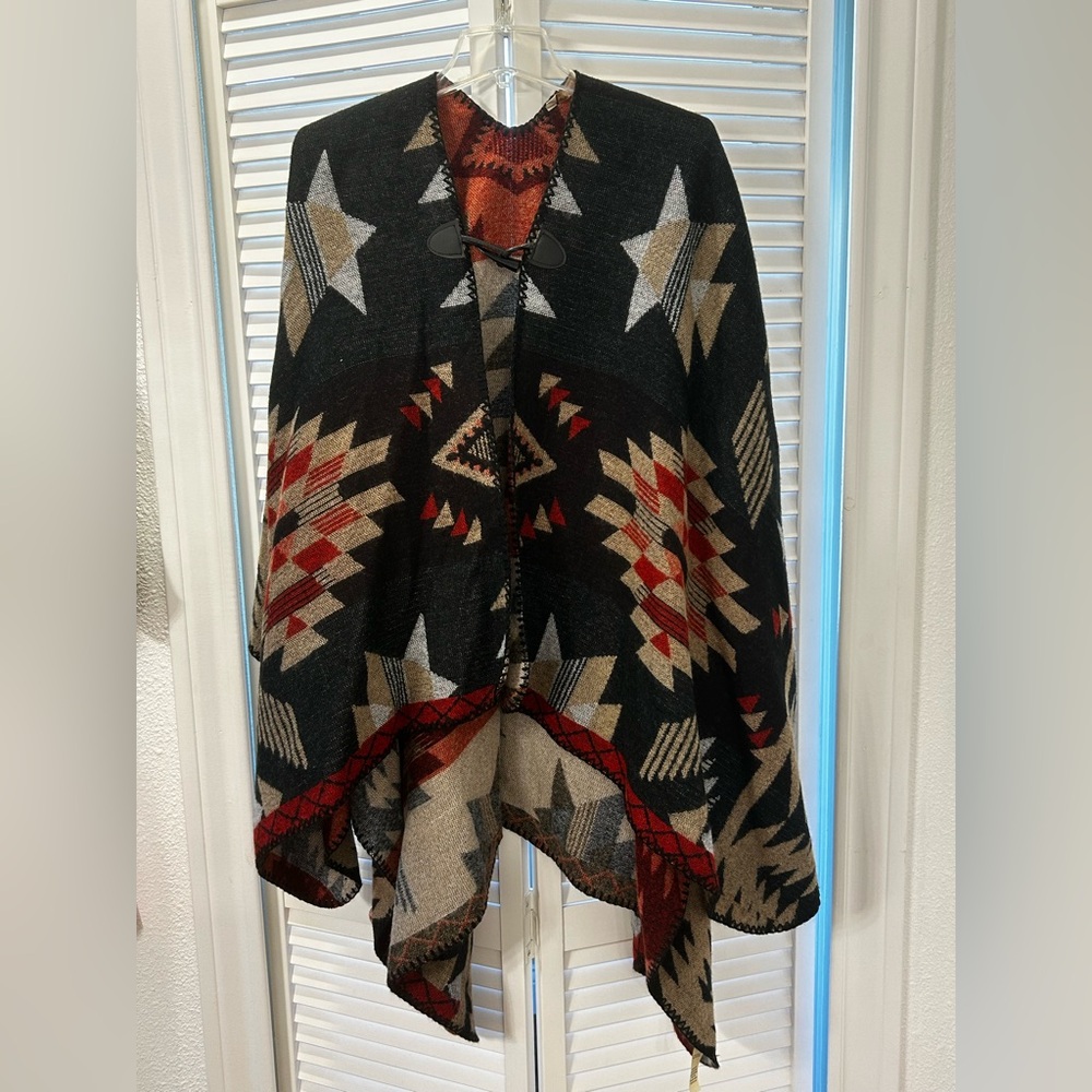 Soft Surroundings Aztec Poncho. one size.